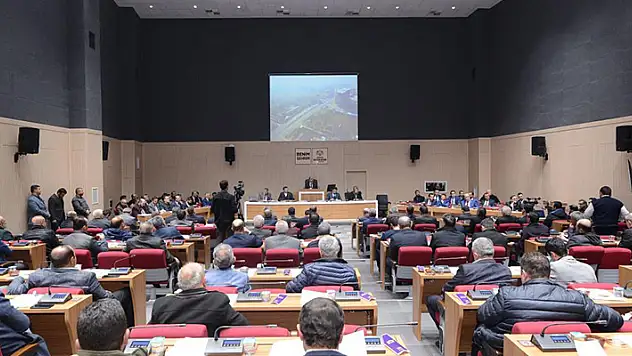 Başkan Altay 2023 yılının ilk meclis toplantısında 2022'yi değerlendirdi
