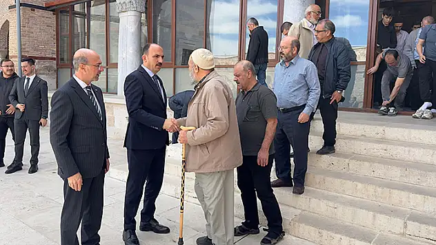 Başkan Altay, Alaaddin Camii'nde vatandaşlarla buluştu 