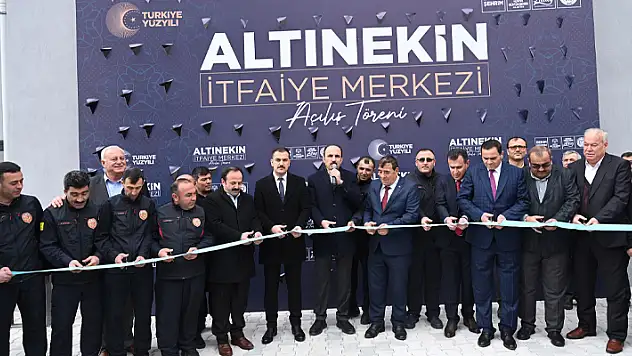 Başkan Altay, Altınekin'e kazandırılan itfaiye merkezinin açılışını yaptı