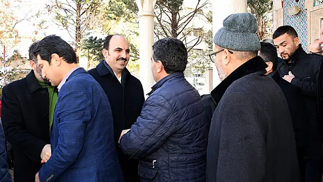 Başkan Altay, Belediye Camisinde vatandaşlarla buluştu