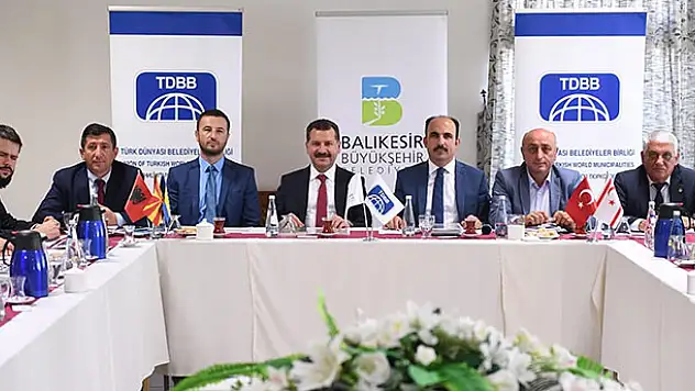 Başkan Altay: 'Belediyelerimiz arasında işbirliğini geliştirmeyi hedefliyoruz'