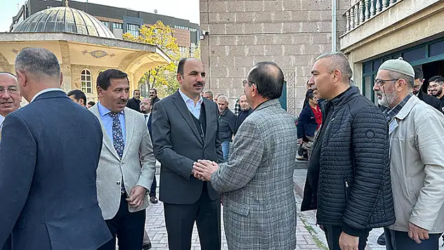 Başkan Altay büyük buğday pazari camii'nde esnafla ve vatandaşlarla buluştu