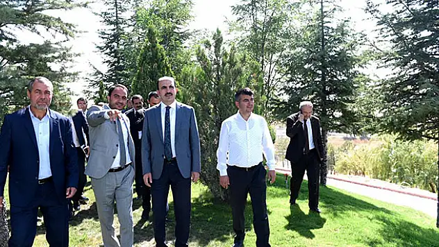 Başkan Altay Çeltik ve Yunak'ta vatandaşlarla buluştu