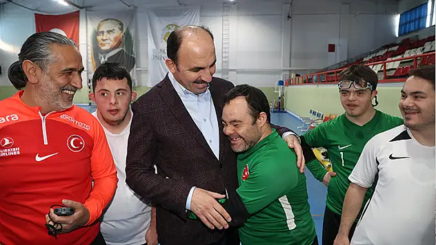 Başkan Altay, Engelliler Haftası vesilesiyle mesaj yayımladı