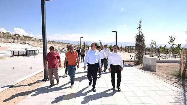 Başkan Altay, Ereğli Millet Bahçesi'nde incelemelerde bulundu
