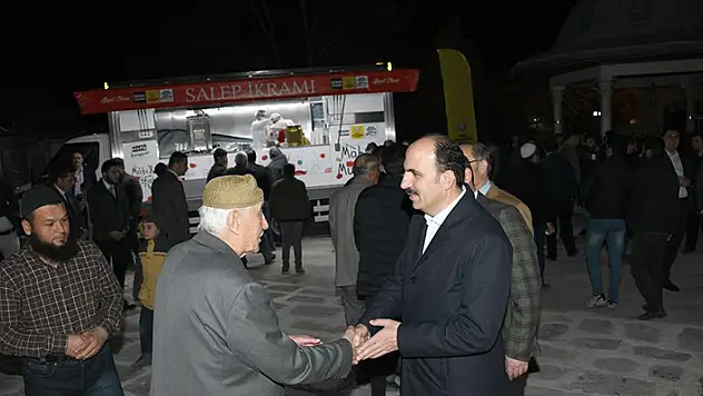 Başkan Altay, Ereğli ve Karapınar'da iftar ve teravih buluşmalarına katıldı
