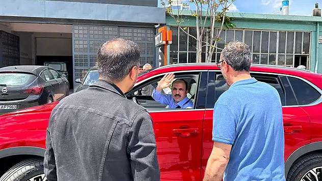 Başkan Altay esnaf ve vatandaşlarla buluştu
