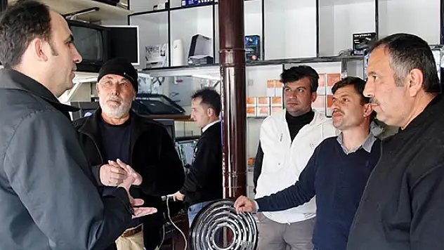 Başkan Altay esnaf ve vatandaşlarla buluştu.