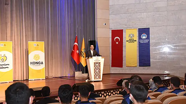 Başkan Altay göreve yeni başlayan zabıtalarla buluştu