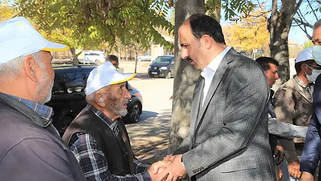 Başkan Altay Güneysınır ve Çumra'nın mahallelerinde vatandaşlarla buluştu
