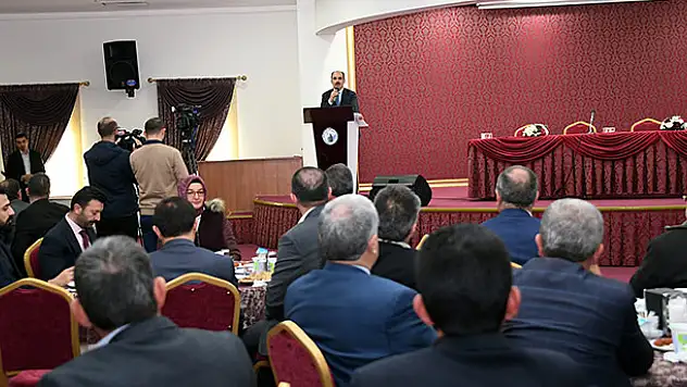 Başkan Altay, Karatay Muhtarlarıyla Bir Araya Geldi