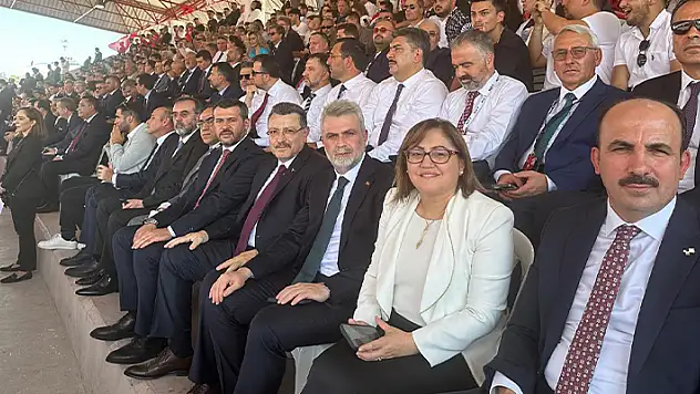 Başkan Altay, KKTC'de Kıbrıs Barış Harekatı'nın 50. yıl dönümü törenlerine katıldı