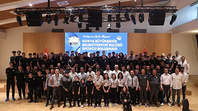 Başkan Altay,  Konya Büyükşehir Belediyespor Kulübü sporcuları ile buluştu