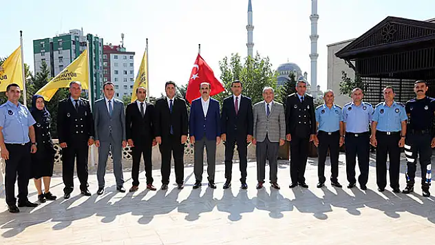 Başkan Altay: 'Konya'nın güvenilir şehir olmasında zabıtanın önemli yeri var'
