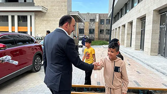 Başkan Altay Konya'da misafir edilen Gazzeli ailelerle buluştu