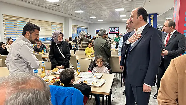 Başkan Altay Konya'daki depremzedelerin iftar bereketine ortak oldu
