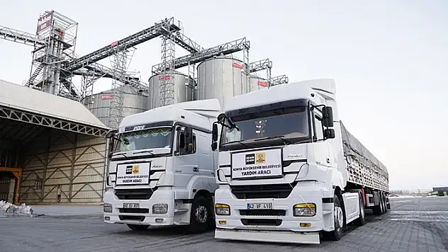Başkan Altay: Konya'dan deprem bölgesine 50 tır un gönderiyoruz
