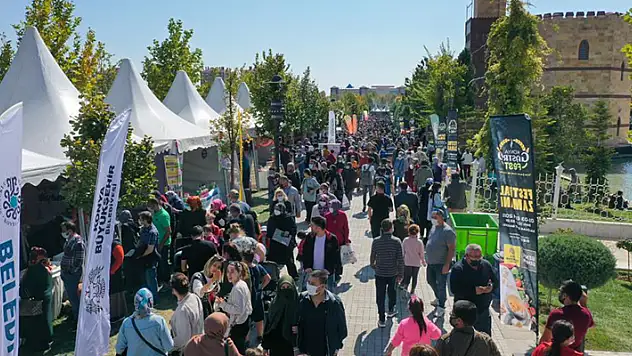Başkan Altay lezzet tutkunlarını GastroFest'e davet etti
