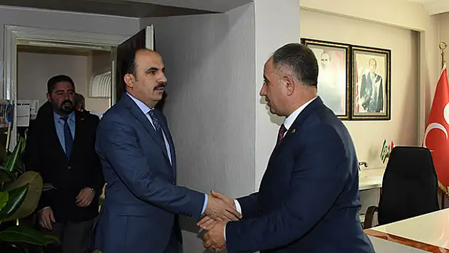 Başkan Altay, MHP İl Başkanı Karaarslan'ı ziyaret etti