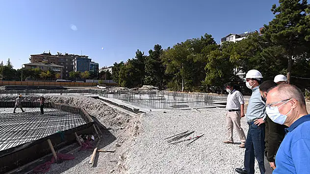 Başkan Altay Millet Bahçesi inşaatını inceledi