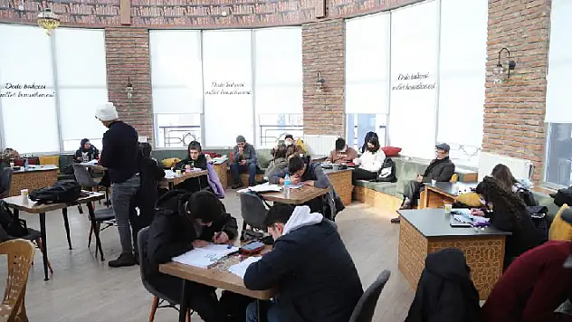 Başkan Altay: Millet Kıraathanelerinde her yaştan hemşehrimizi ağırlıyoruz

