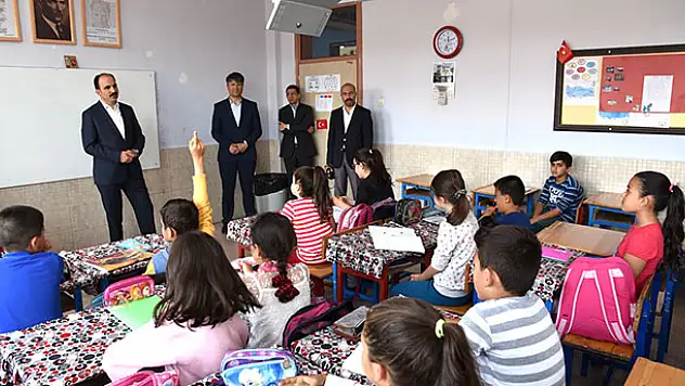 Başkan Altay öğrencilerle buluştu