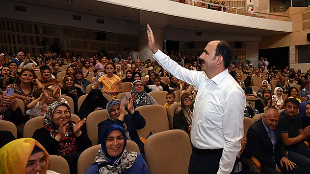Başkan Altay Özel Genç KOMEK öğrencileriyle Buluştu
