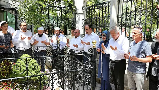 Başkan Altay Sadreddin Konevi Cami'nde vatandaşlarla buluştu
