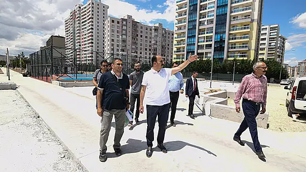 Başkan Altay: Şefik Can Parkı yeşil dokusuyla sosyal hayata katkı sağlayacak
