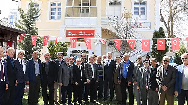 Başkan Altay, şehit ailelerini ziyaret etti