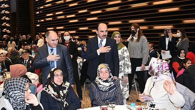 Başkan Altay: Şehitlerimizin ruhunu şad edecek, gazilerimizi yalnız bırakmayacağız
