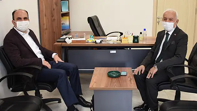 Başkan Altay Selçuklu Muhtarlar Derneği'ni ziyaret etti