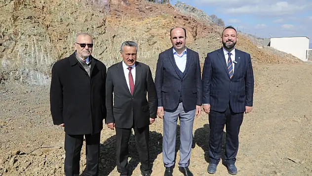 Başkan Altay, Seydişehir'e kazandırılacak olan Çaltepe Su Yumuşatma Tesisi'ndeki çalışmaları inceledi