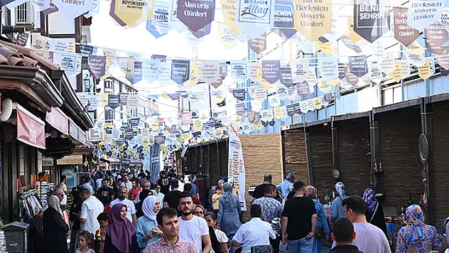 Başkan Altay, Tarihi Bedesten Alışveriş Günleri'ne katılan herkese teşekkür etti