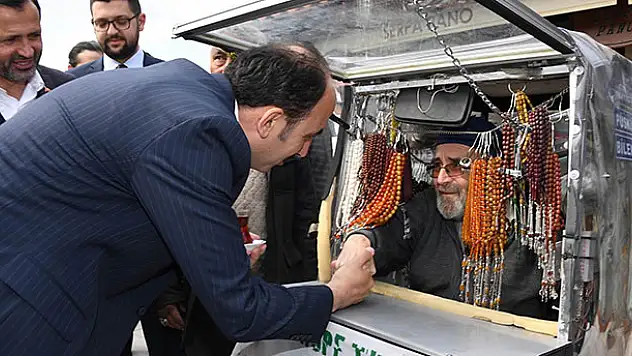 Başkan Altay, tarihi Bedesten esnafını ziyaret etti