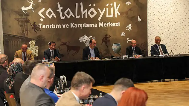 Başkan Altay, turizm paydaşlarıyla değerlendirme toplantısı yaptı 
