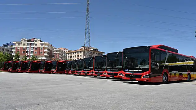 Başkan Altay: Ulaşım filomuzu 50 yeni otobüsle daha güçlendiriyoruz
