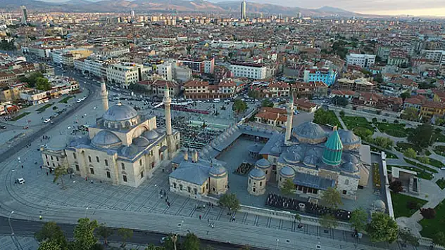 Başkan Altay üniversite tercihi yapacak öğrencileri Konya'ya davet etti