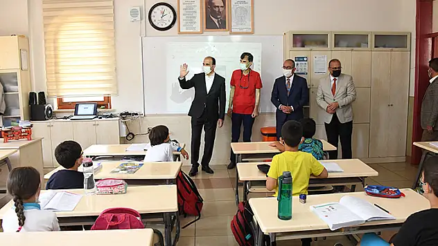 Başkan Altay ve Başkan Kavuş öğrencilerle buluştu
