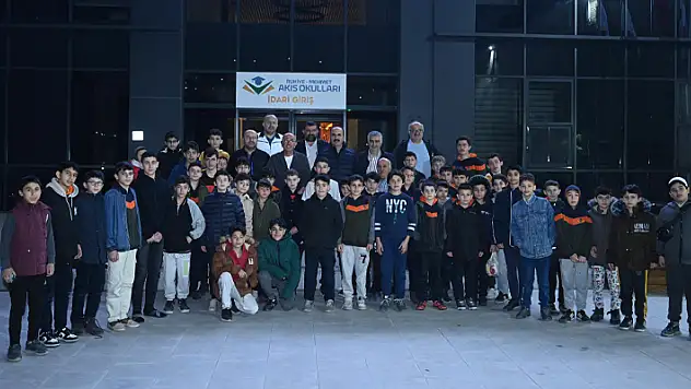 Başkan Altay ve Başkan Kavuş, sahurda hafızlık öğrencileriyle buluştu 