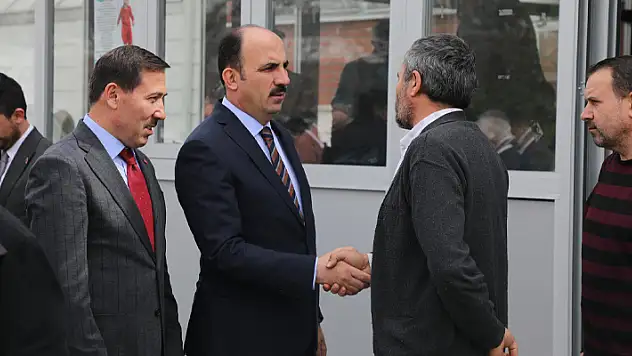 Başkan Altay ve Kılca, Ayakkabıcılar Sanayii'nde esnafla ve öğrencilerle buluştu
