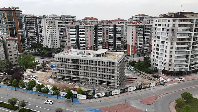 Başkan Altay: Yenişehir Sosyal Tesisi ve Lise Medeniyet Akademisi inşaatı hızla yükseliyor
