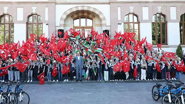 Başkan Altay'dan hafız adaylarına aylık  destek