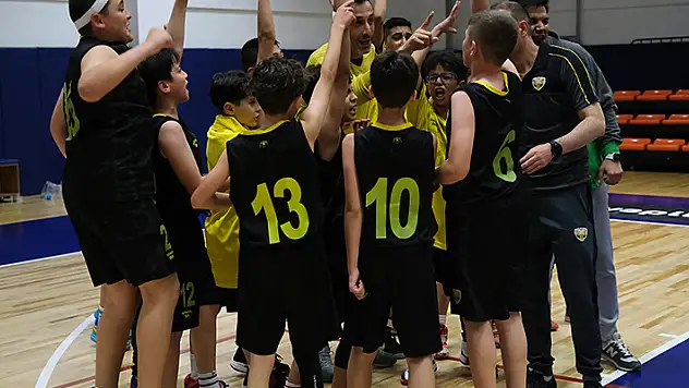 Başkan Altay'dan sporculara tebrik