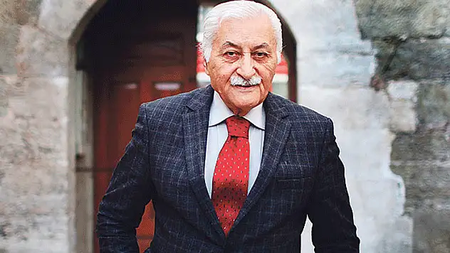 Başkan Altay'dan usta kaleme veda