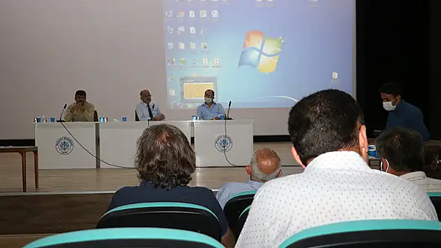 Başkan Bayındır, Beyşehir Gölü üzerindeki sulama yükünün azaltılmasını istedi
