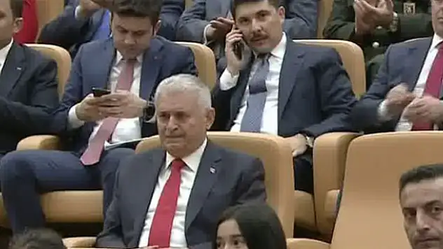 Başkan Erdoğan'dan Yıldırım'a şeref madalyası