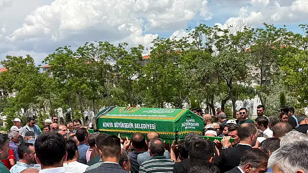 Başkan Fatih Özgökçen'in halası dualarla defnedildi