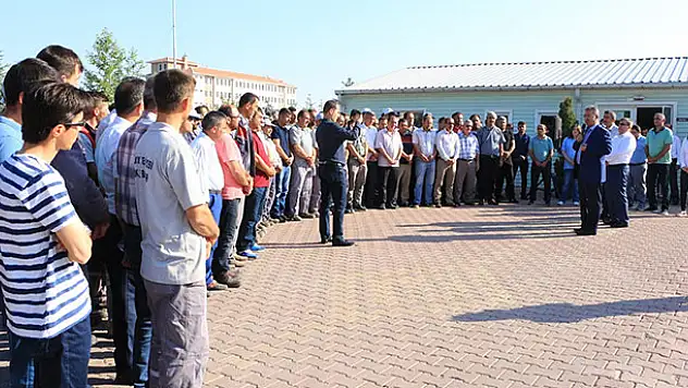 Başkan Hançerli personel ile bayramlaştı