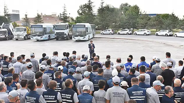 Başkan Hasan Kılca, çalışma arkadaşlarıyla bayramlaştı
